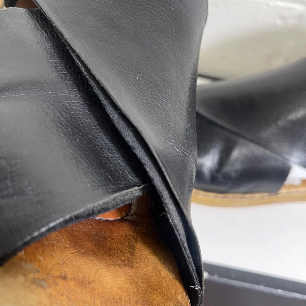 Born Iwa Sandals Black Leather Criss Cross Back‎ Zip Women's Size 8 M